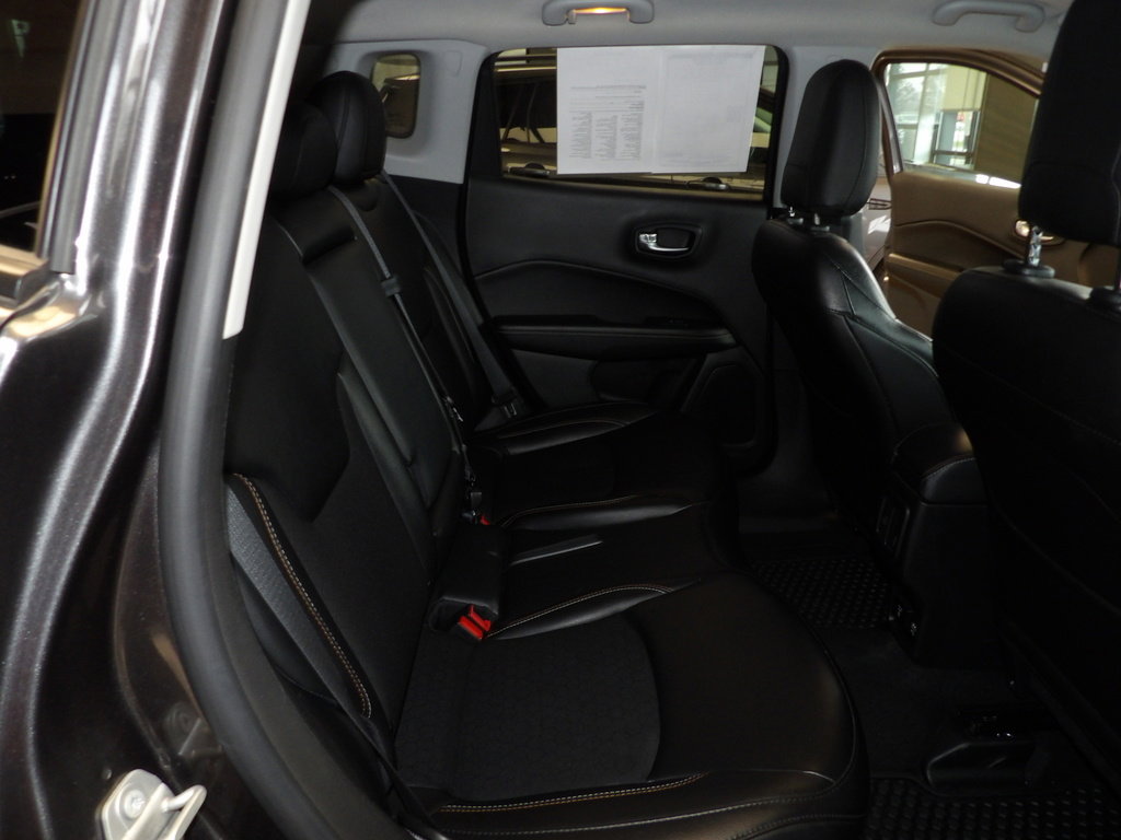 Used 2021 Jeep Compass Latitude w/ Convenience Group image 17