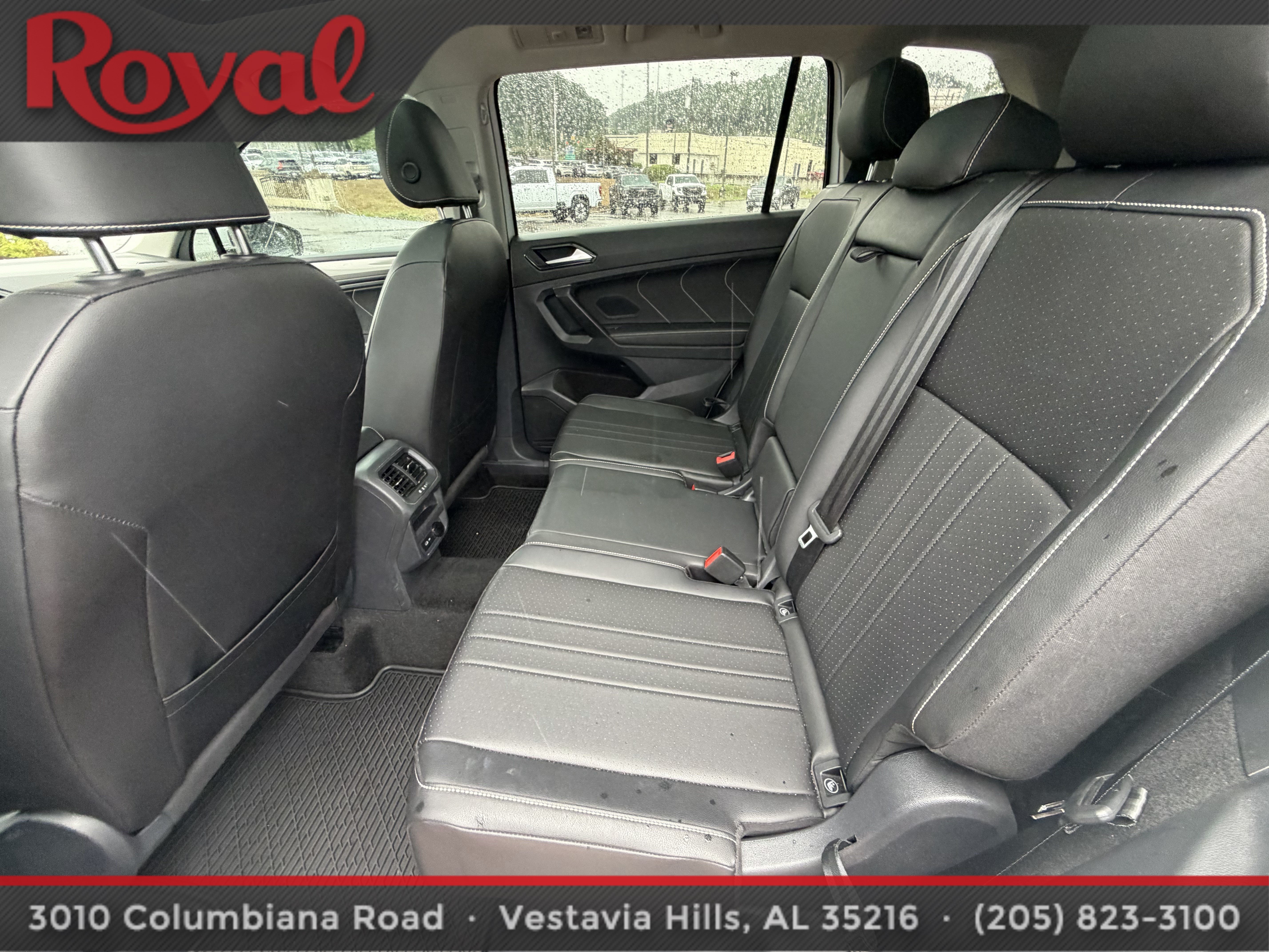 Certified 2023 Volkswagen Tiguan SE w/ Panoramic Sunroof Package FWD image 12