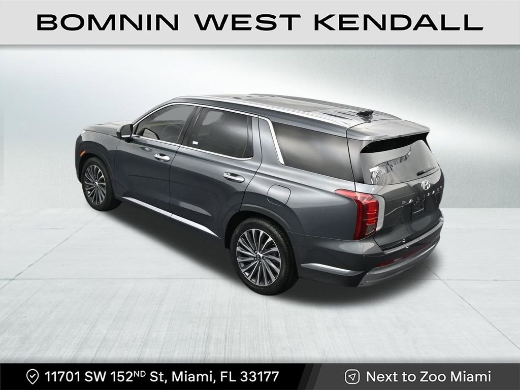 Used 2024 Hyundai Palisade Calligraphy image 14