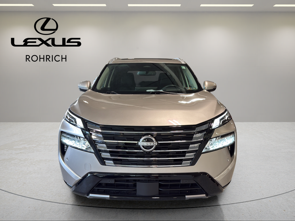 Used 2024 Nissan Rogue Platinum w/ Platinum Premium Package AWD/4WD image 2