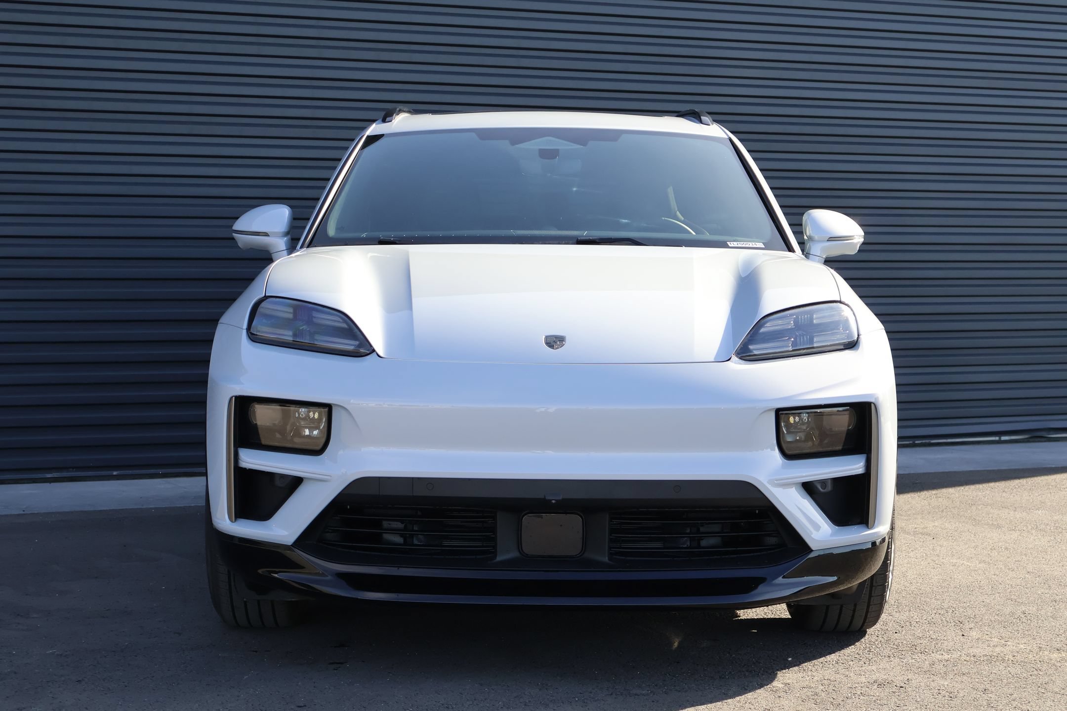 New 2026 Porsche Macan Turbo Electric AWD/4WD image 7