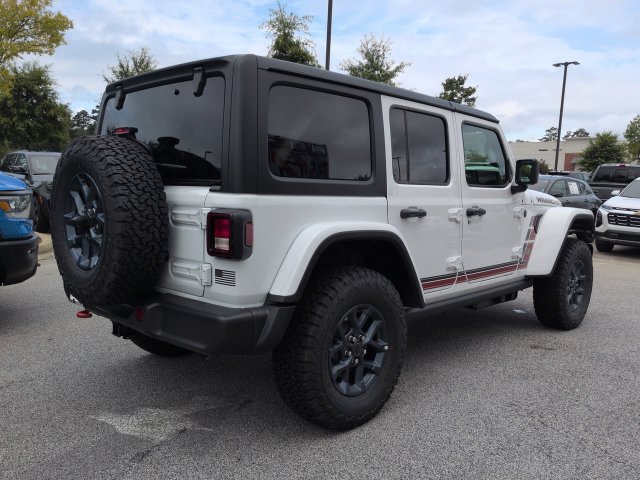 New 2026 Jeep Wrangler Unlimited Sport w/ Dual Top Group AWD/4WD image 3