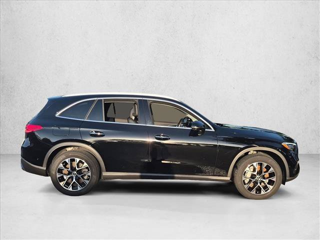 Certified 2025 Mercedes-Benz GLC 350e 4MATIC image 4