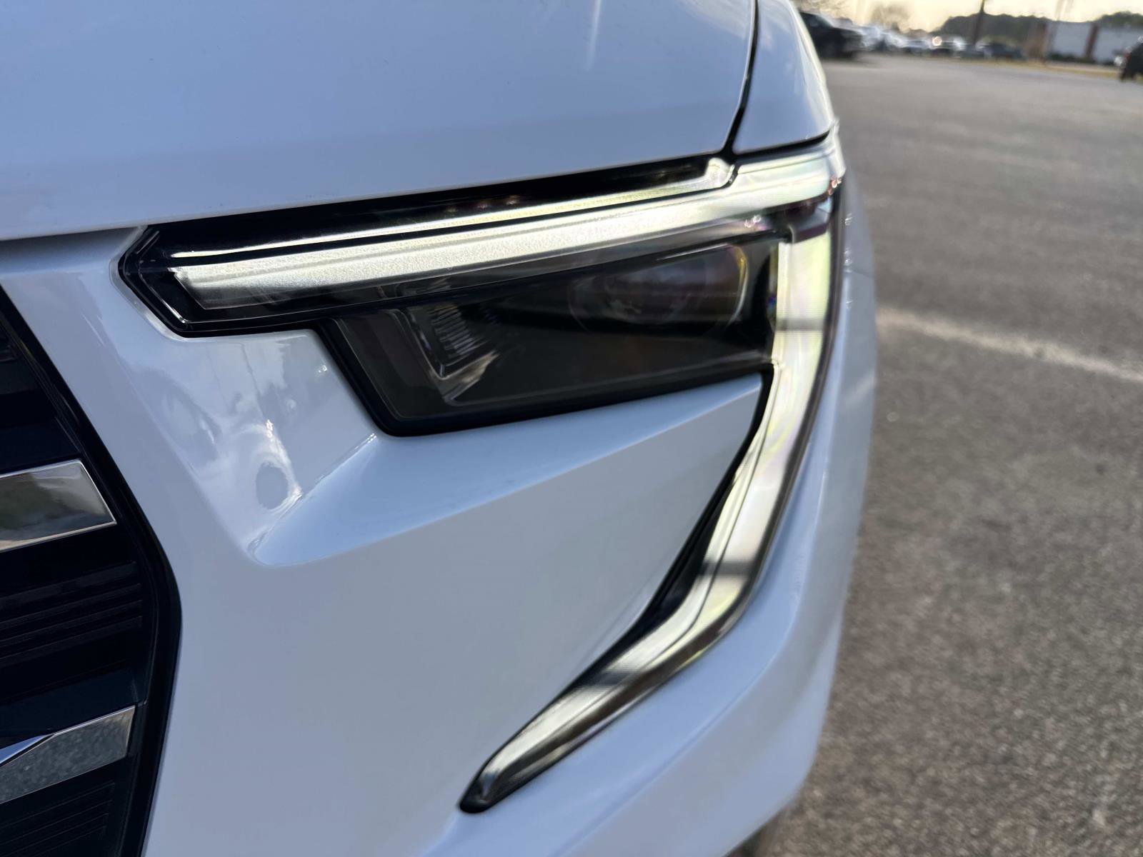 New 2026 GMC Acadia Elevation image 9