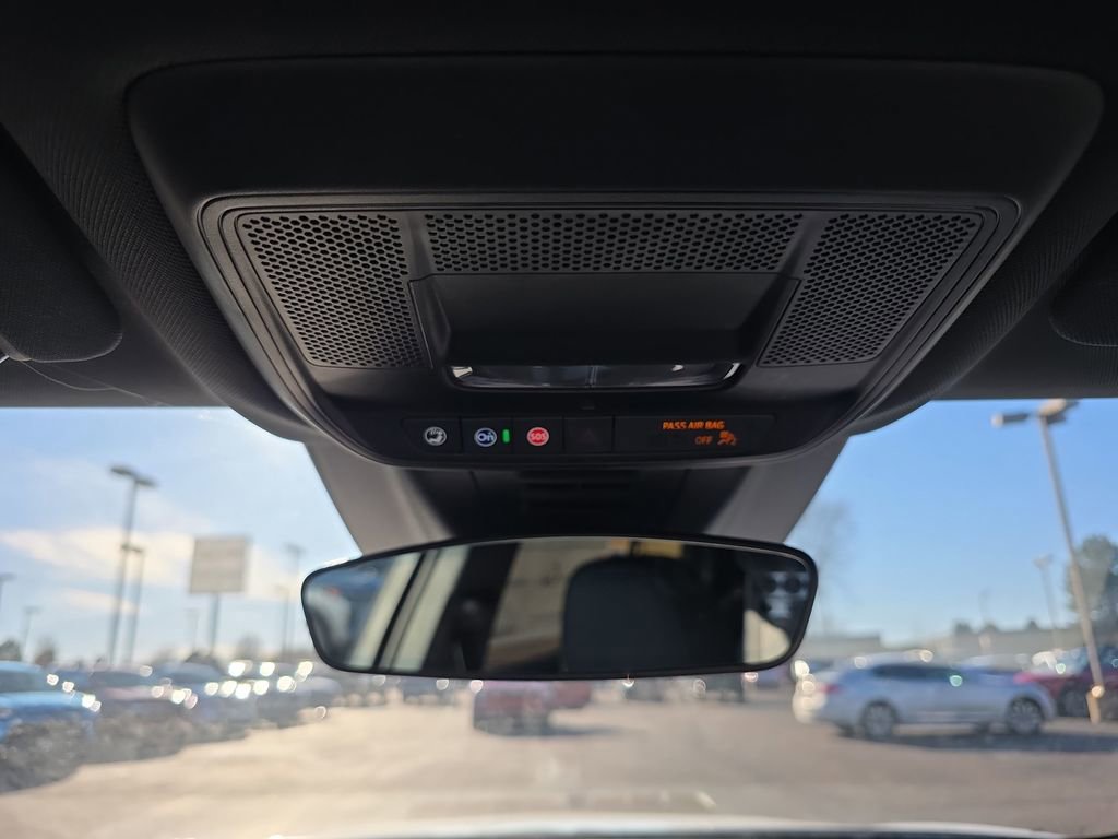 New 2026 Chevrolet Equinox EV LT AWD/4WD image 21