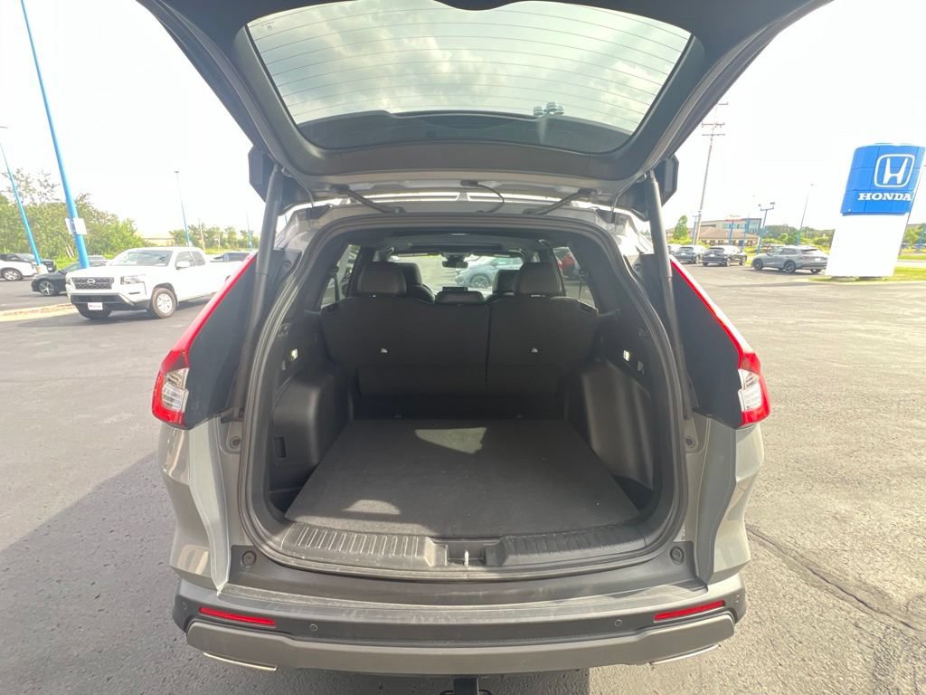 Used 2026 Honda CR-V Sport-L image 14