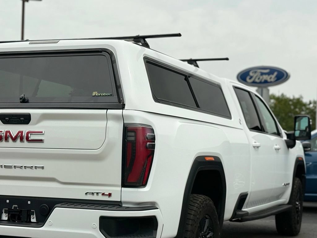 Used 2024 GMC Sierra 2500 AT4 w/ AT4 Premium Plus Package AWD/4WD image 37