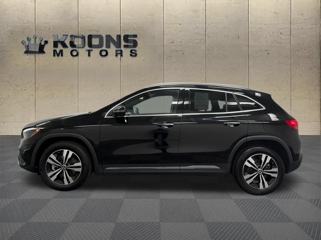 Used 2025 Mercedes-Benz GLA 250 4MATIC image 4