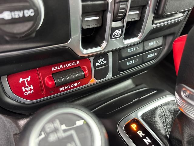 Used 2024 Jeep Wrangler Willys image 23