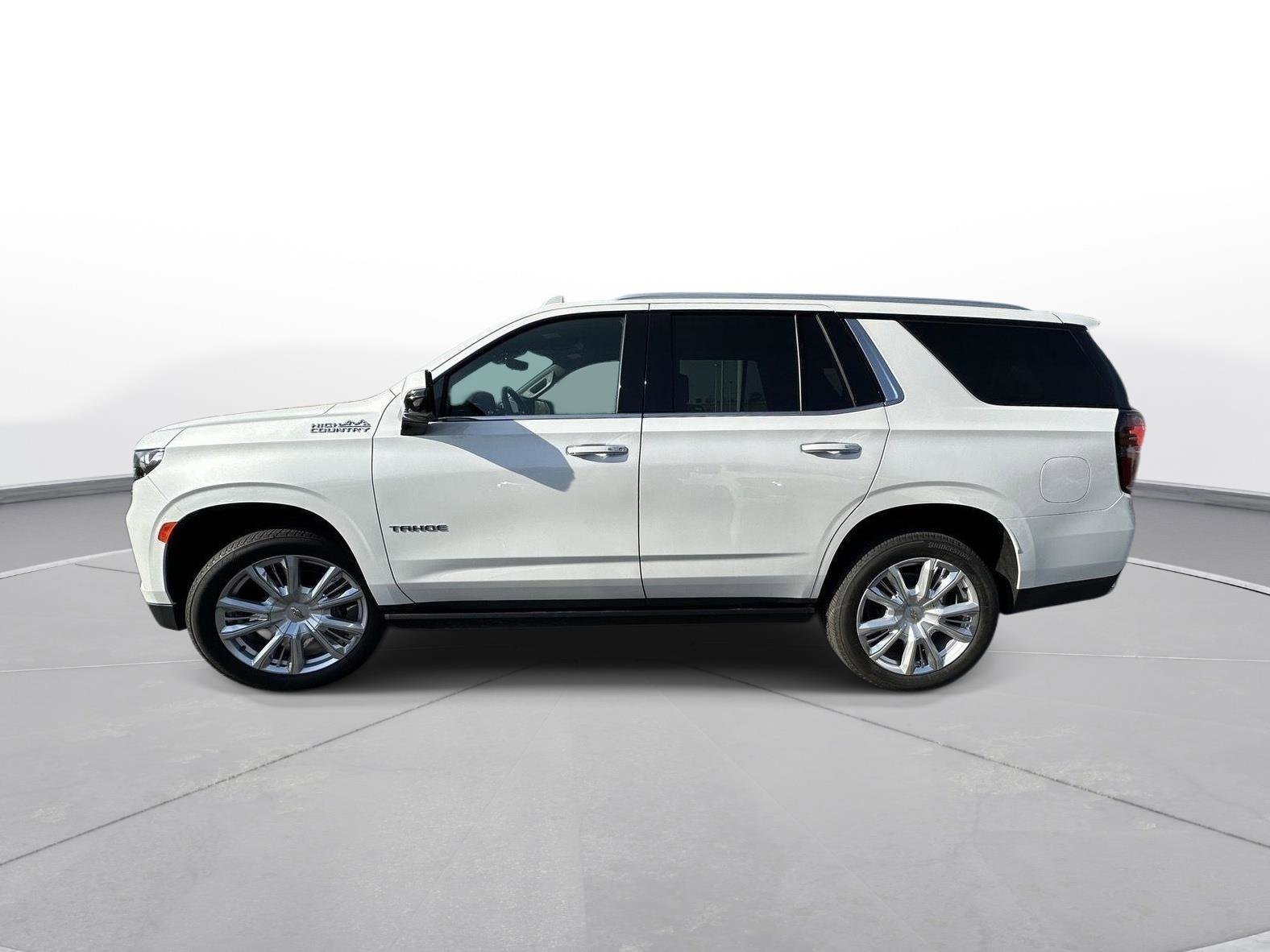 Used 2023 Chevrolet Tahoe High Country w/ Premium Package 2 image 9