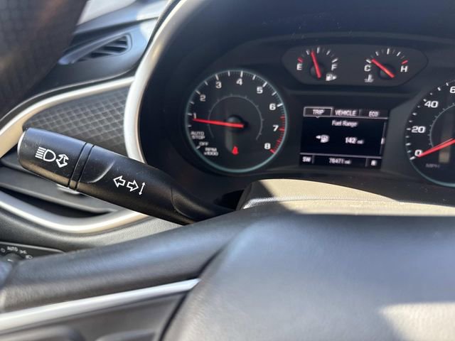 Used 2022 Chevrolet Malibu LT image 35