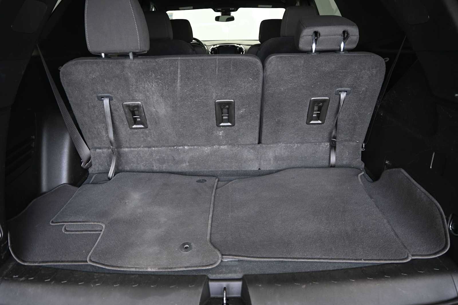 Used 2023 Chevrolet Traverse LT AWD/4WD image 26