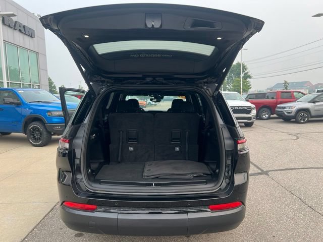 Certified 2023 Jeep Grand Cherokee L Altitude AWD/4WD image 21