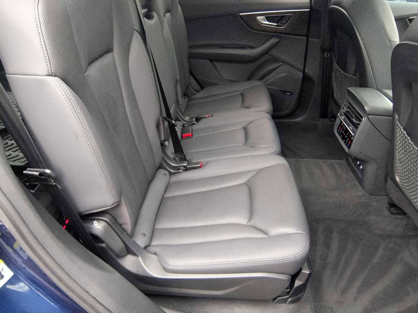 Used 2020 Audi Q7 3.0T Prestige w/ Prestige Package image 21