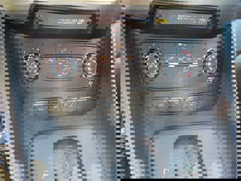 Used 2022 Ford Transit Connect XL image 29