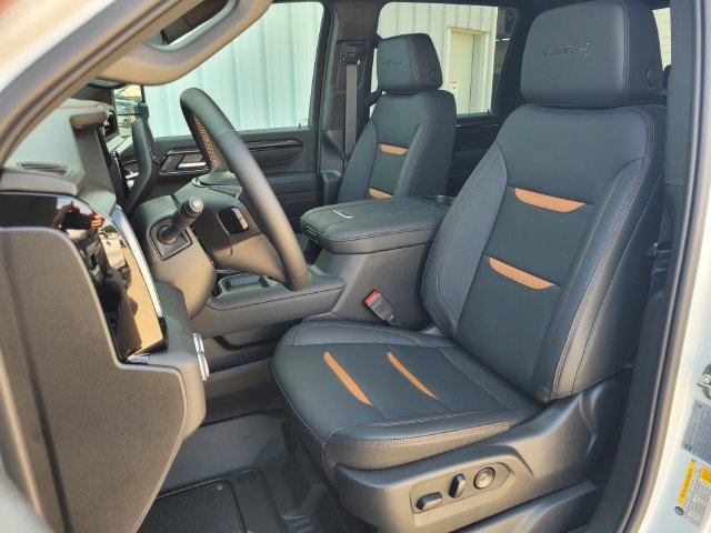 New 2026 GMC Sierra 2500 AT4 w/ AT4 Premium Plus Package AWD/4WD image 16