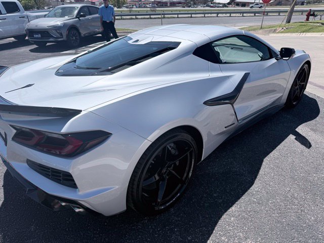 New 2026 Chevrolet Corvette E-Ray AWD/4WD image 8