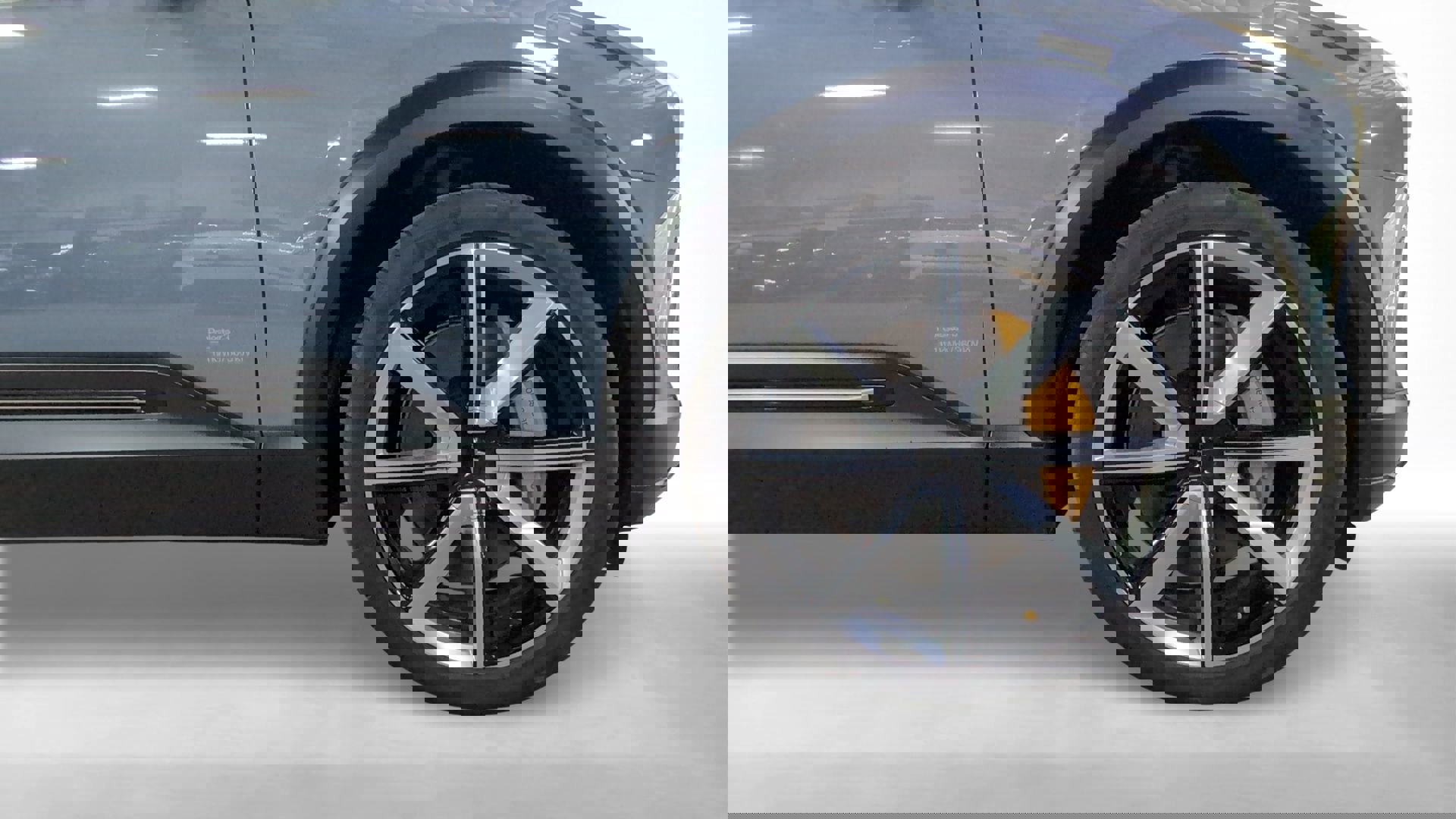 Used 2025 Polestar Polestar 3 image 22