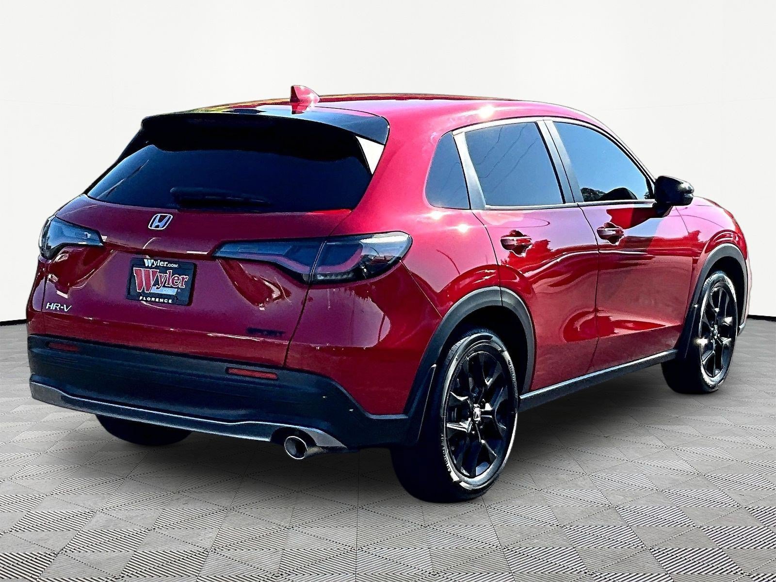 Used 2024 Honda HR-V Sport image 6