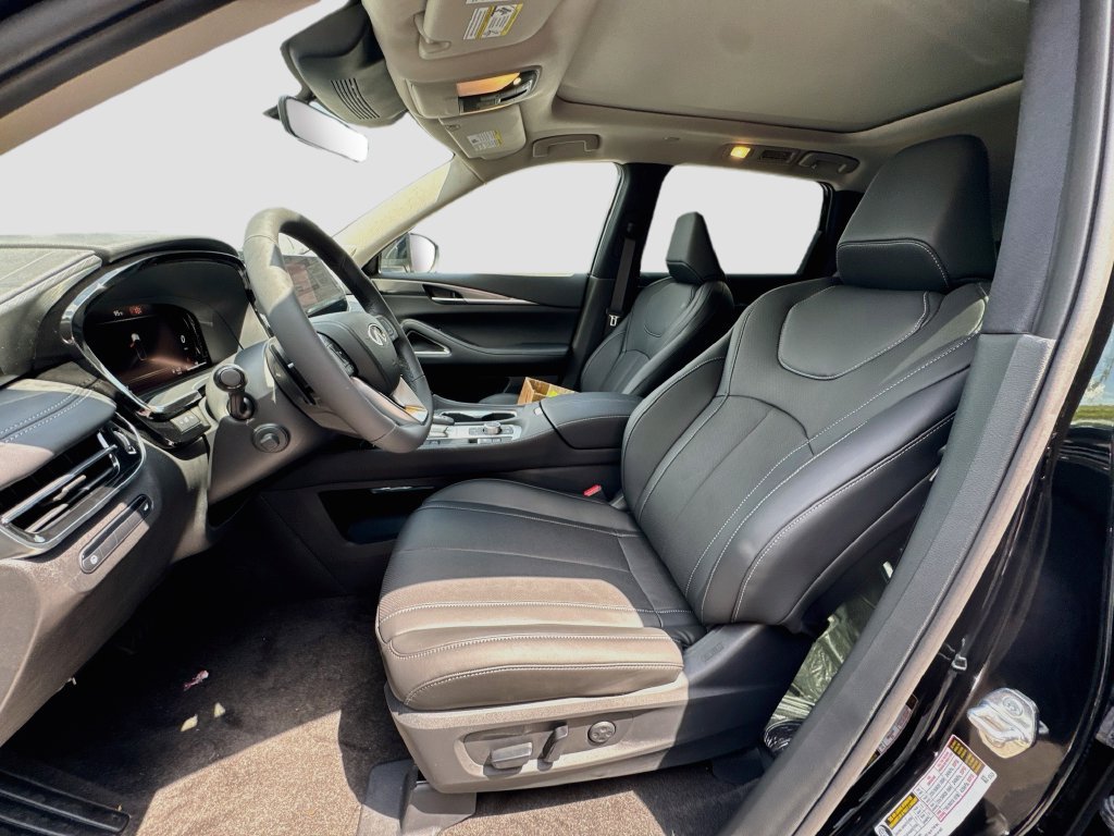 New 2027 INFINITI QX60 Luxe w/ Cargo Package FWD image 22