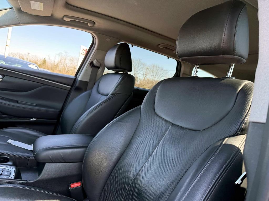 Used 2020 Hyundai Santa Fe Limited image 10