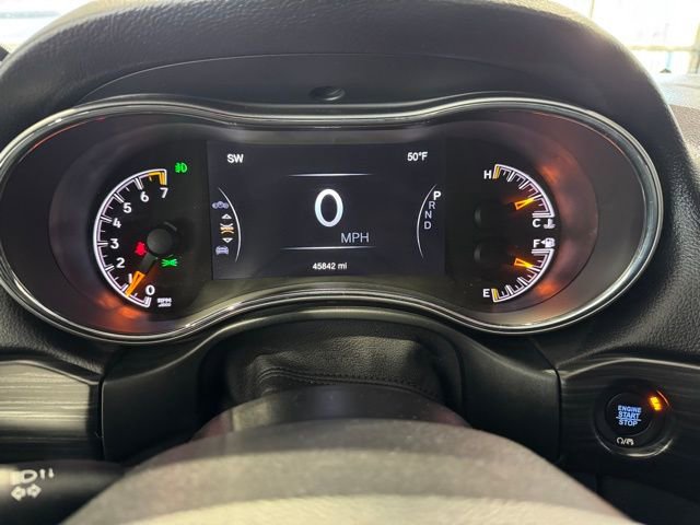 Used 2021 Jeep Grand Cherokee Laredo X image 19