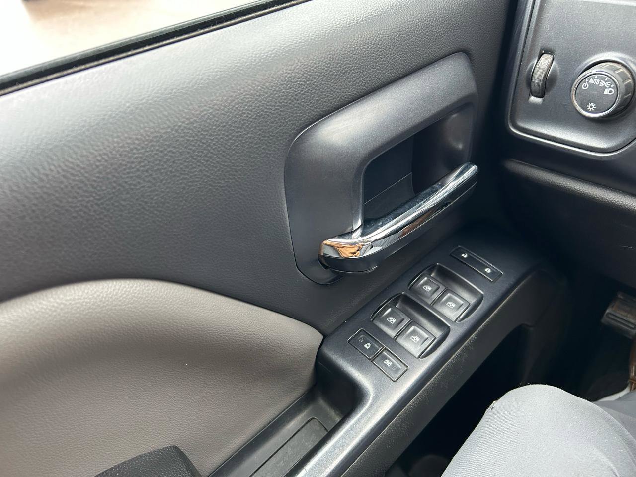 Used 2015 Chevrolet Silverado 2500 W/T image 22