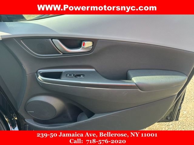 Used 2021 Hyundai Kona Limited image 13