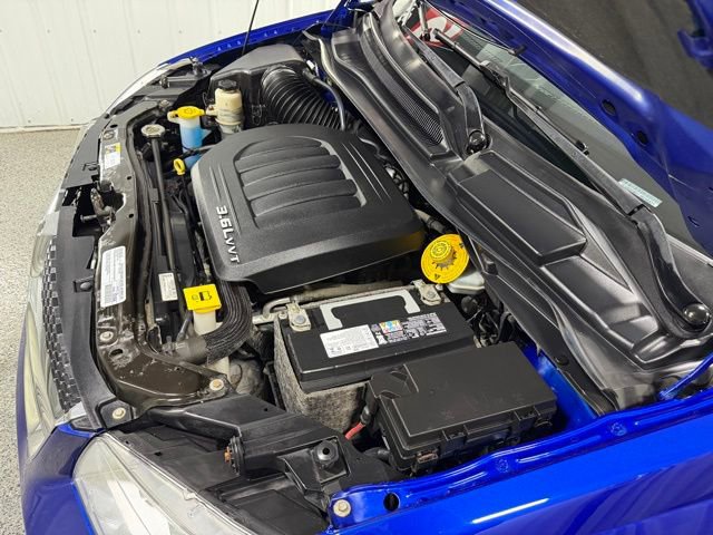 Used 2018 Dodge Grand Caravan SE w/ UConnect Hands-Free Group image 23