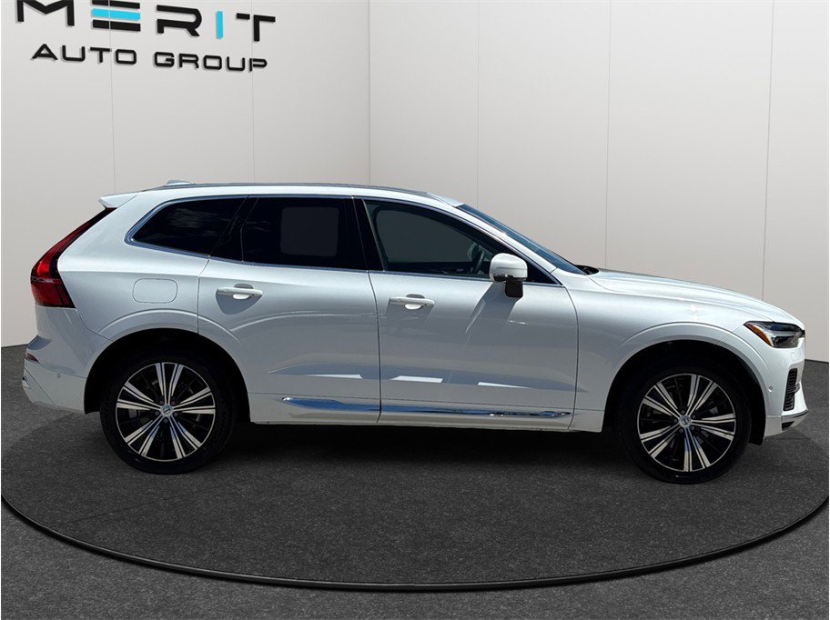 Used 2023 Volvo XC60 T8 Plus w/ Climate Package AWD/4WD image 10