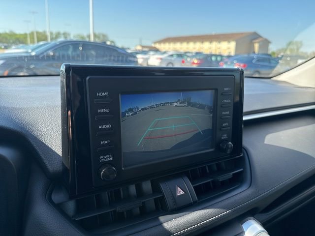 Used 2019 Toyota RAV4 LE image 57