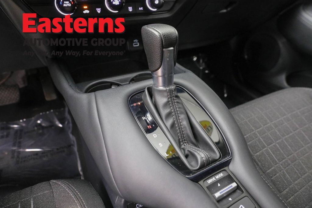 Used 2024 Honda HR-V LX image 13