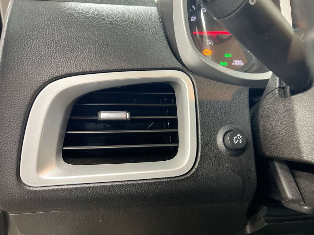 Used 2012 Chevrolet Equinox LT FWD image 18