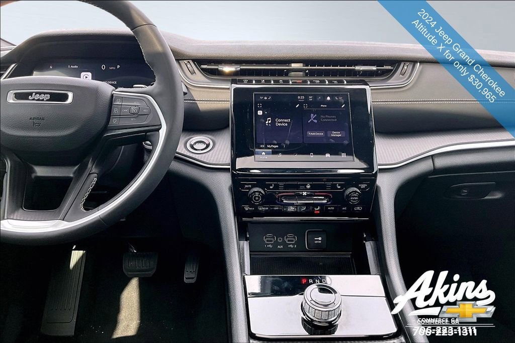 Used 2024 Jeep Grand Cherokee Altitude image 8