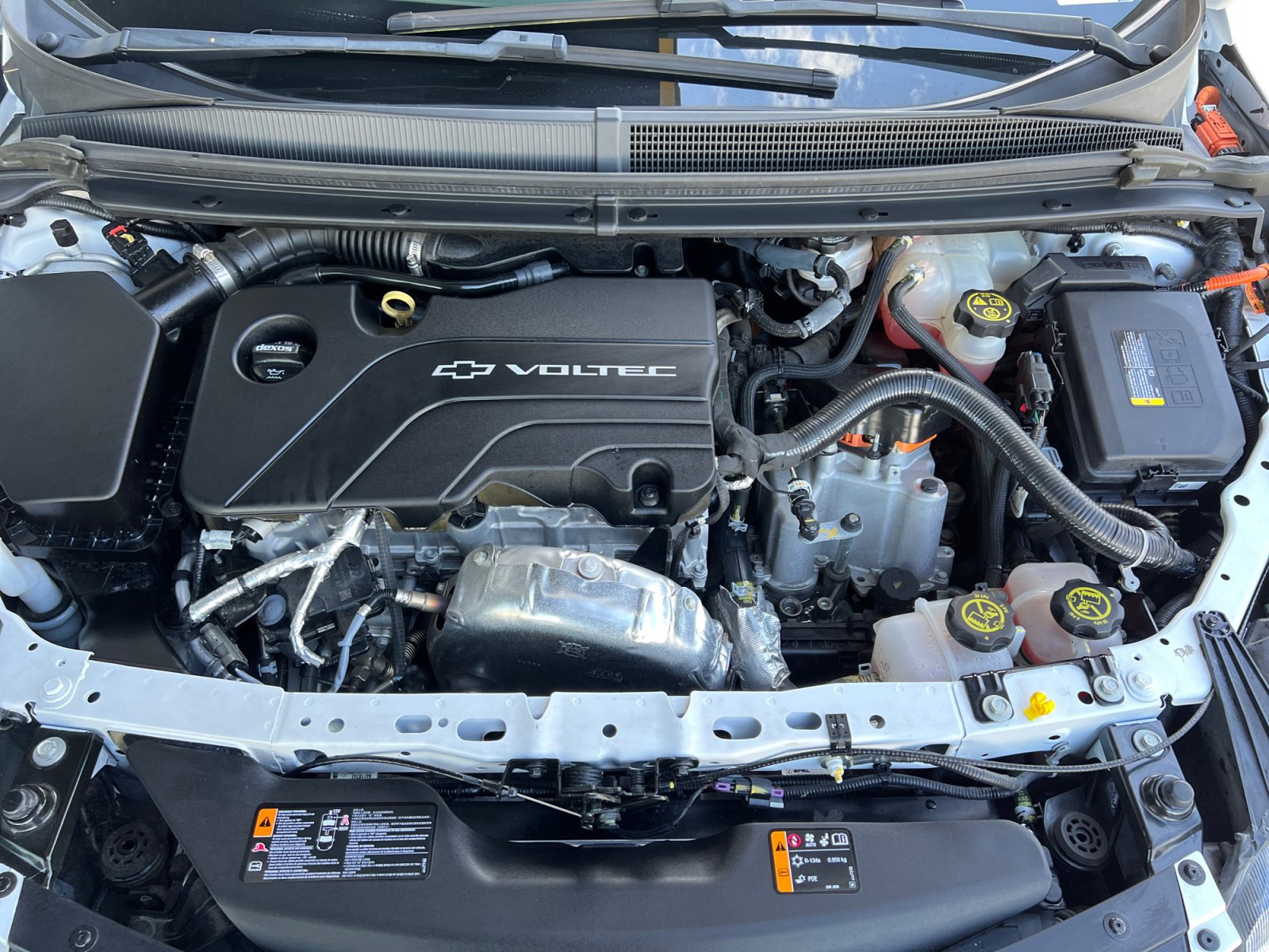Used 2017 Chevrolet Volt LT FWD image 18