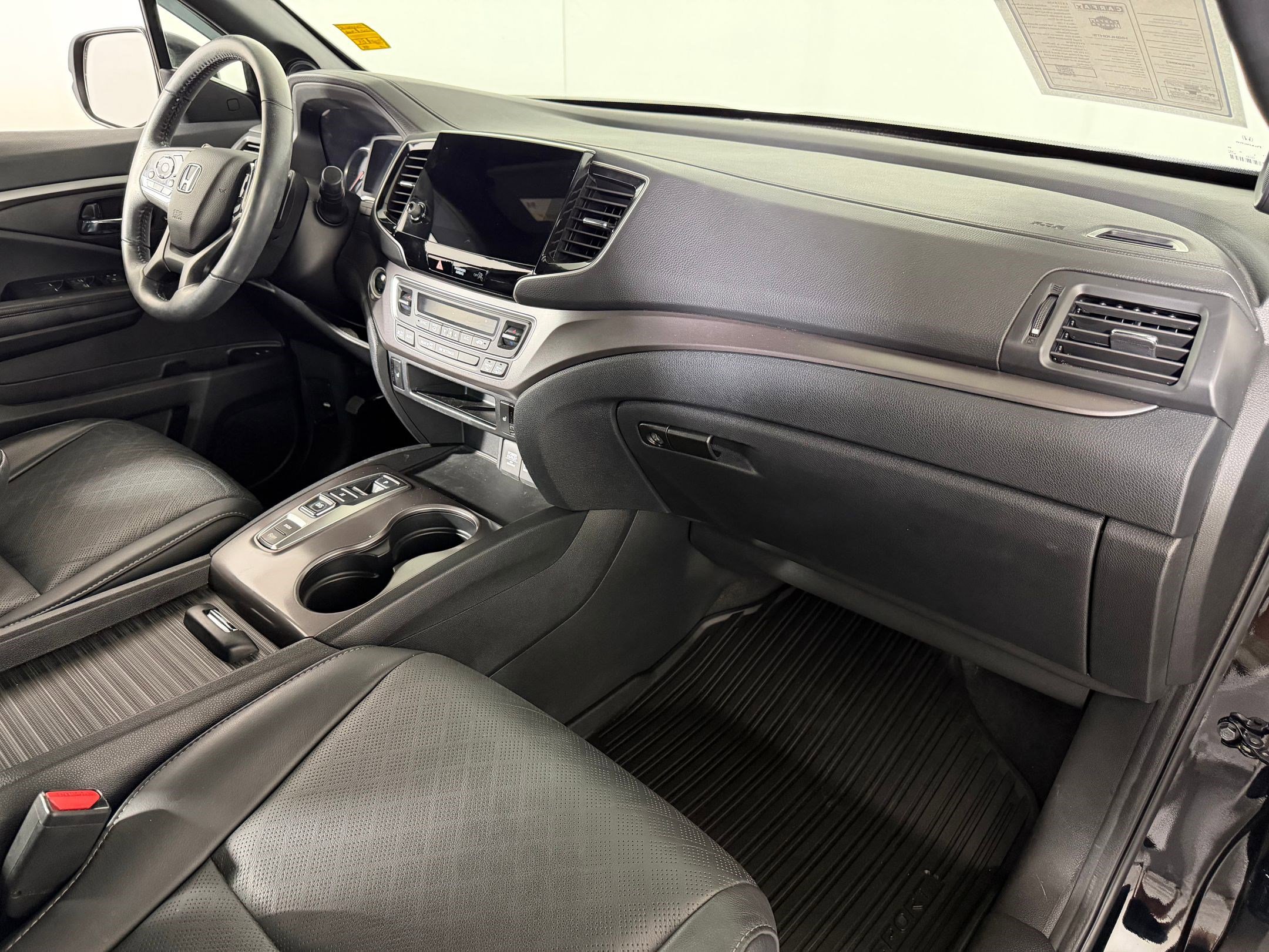Used 2021 Honda Passport EX-L image 25