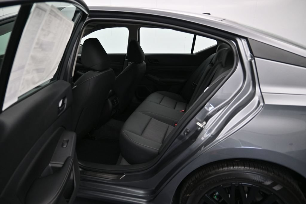 New 2026 Nissan Altima 2.5 SV w/ SV Special Edition Package FWD image 22