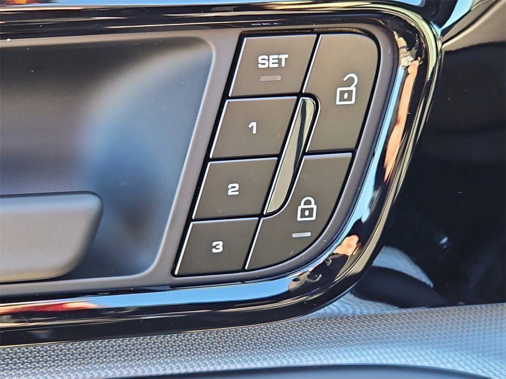 New 2026 Porsche Panamera 4 image 20