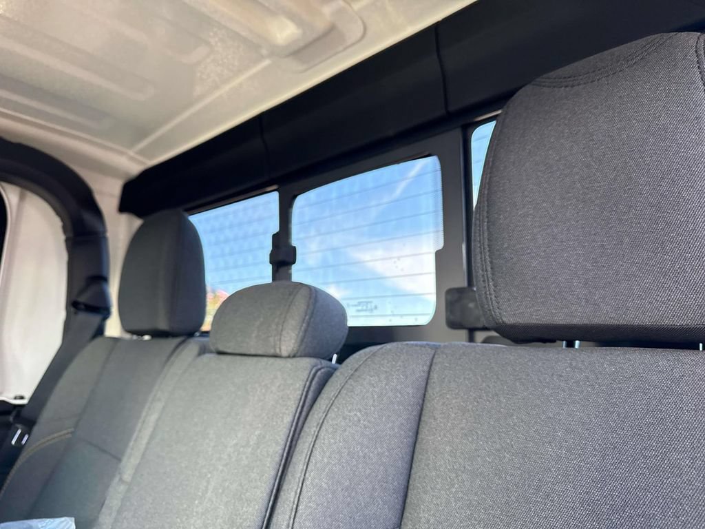 New 2026 Jeep Gladiator Sport AWD/4WD image 9