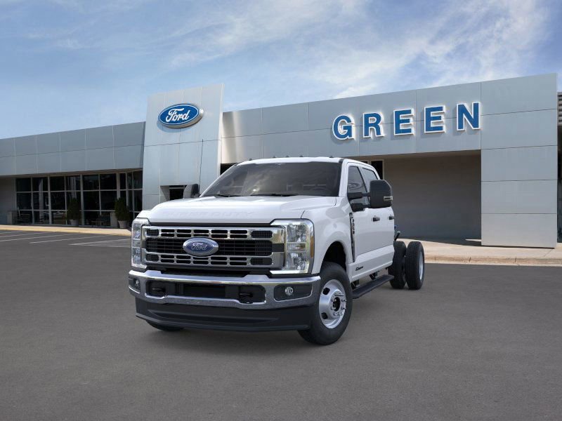 New 2026 Ford F350 XL w/ XL Chrome Package image 3