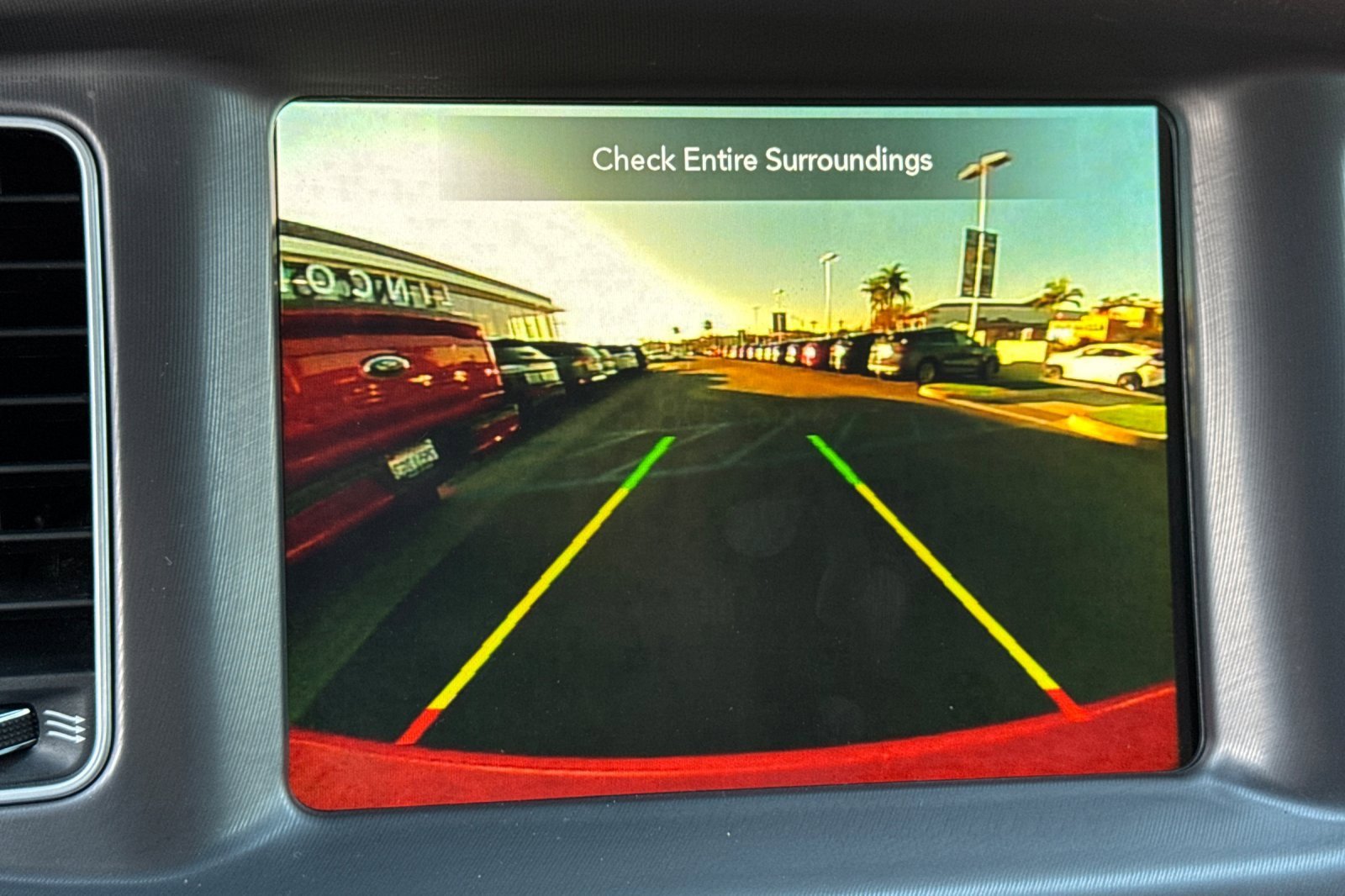 Used 2022 Dodge Charger Scat Pack w/ Dynamics Package image 17