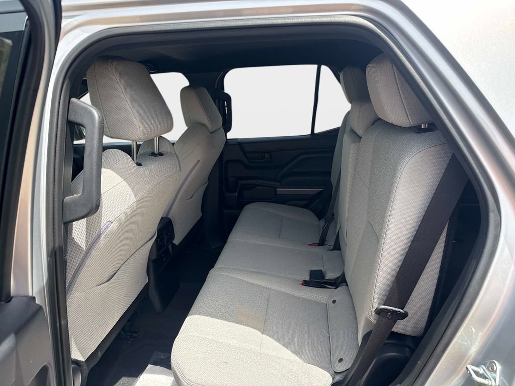 Used 2025 Toyota 4Runner SR5 RWD image 13