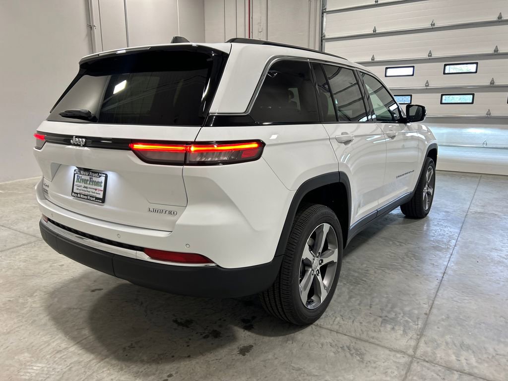 New 2025 Jeep Grand Cherokee Limited image 6