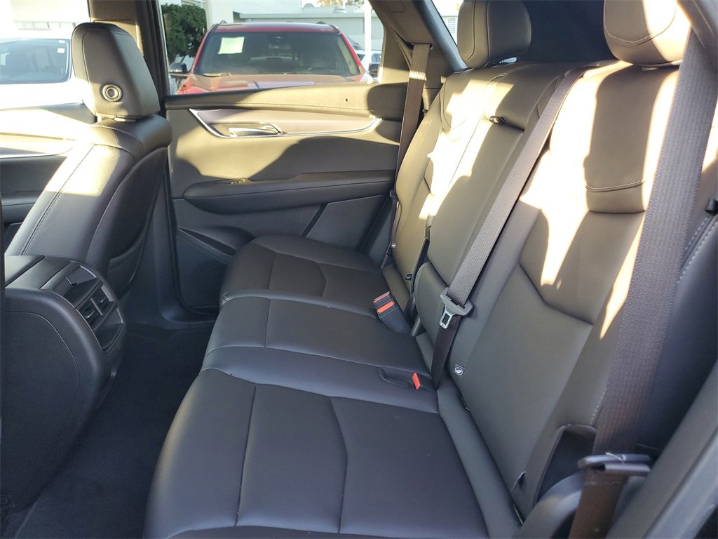 Used 2023 Cadillac XT5 Luxury image 15