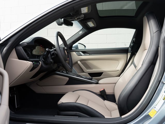 New 2026 Porsche 911 Carrera image 17