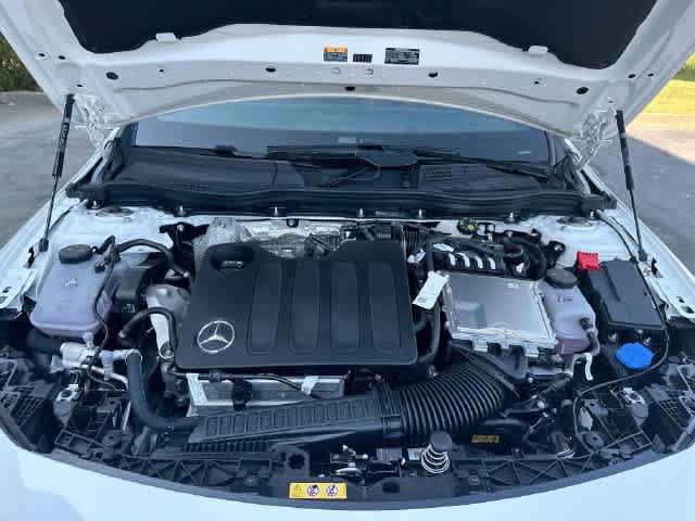 Used 2027 Mercedes-Benz CLA 220 image 30