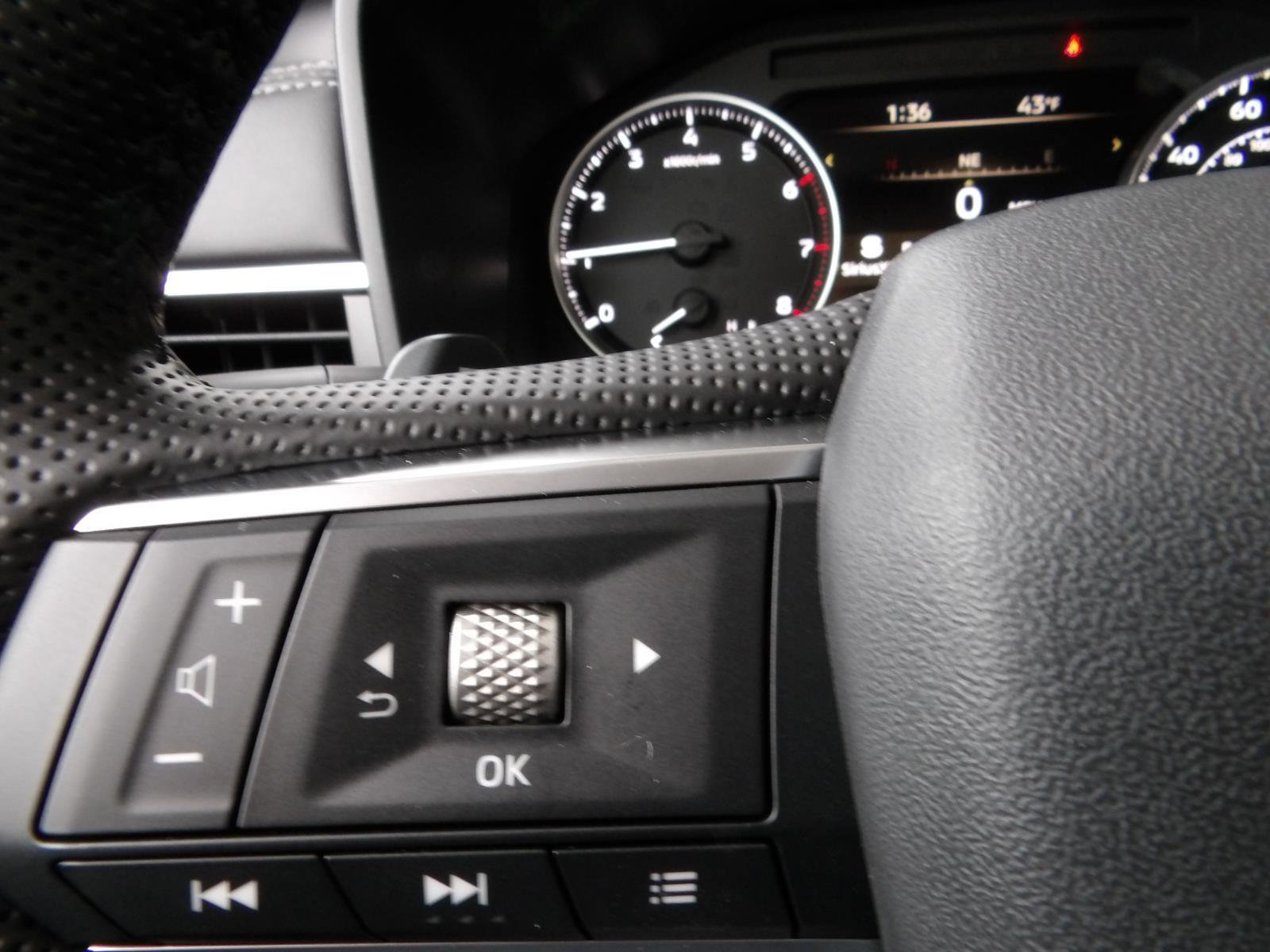 New 2026 Mitsubishi Outlander SE image 31