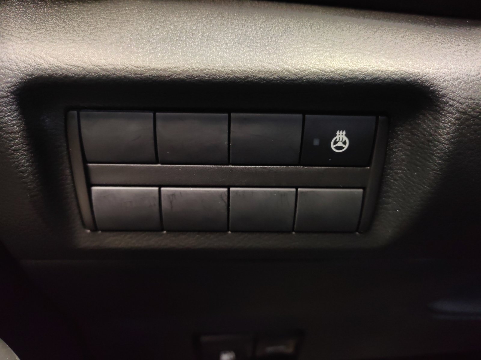 Used 2021 Nissan Kicks SR w/ SR Premium Package FWD image 27