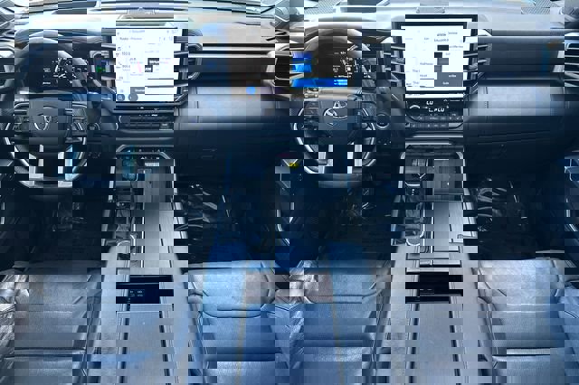 Used 2022 Toyota Tundra Platinum w/ Advanced Package image 16