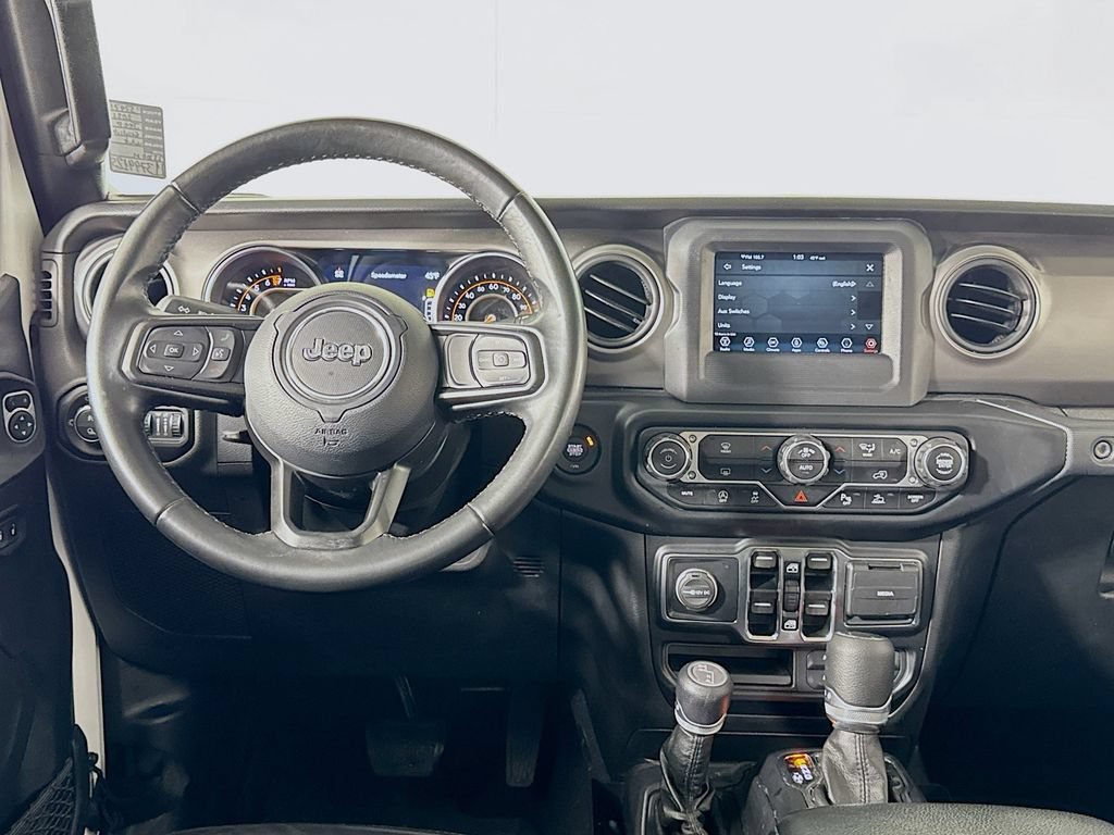 Used 2021 Jeep Gladiator Sport AWD/4WD image 14